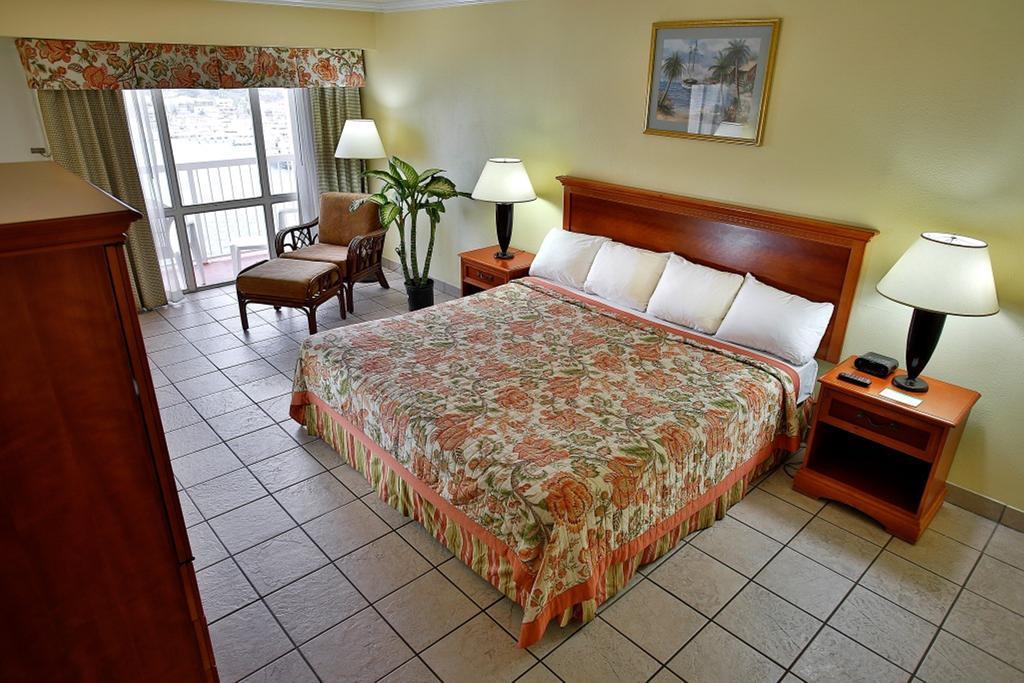 Warwick Paradise Island Bahamas (Adults Only) Насау Стая снимка